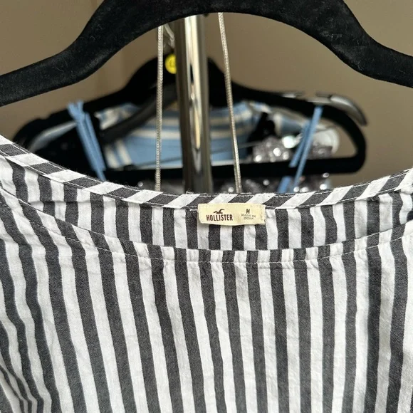 Hollister Women's Striped Cropped Top Ruffle Sleeves Flowy Oversized - Picture 4 of 4